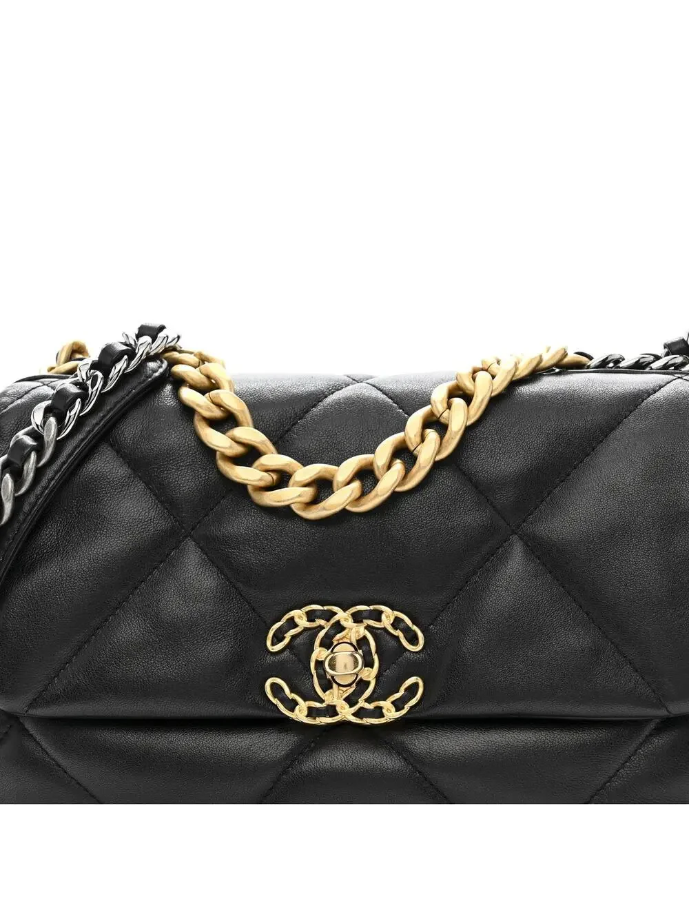 Lambskin Quilted Medium Chanel 19 Flap #300551C50B